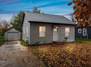 59 Walnut St, Tipton, IA 52772