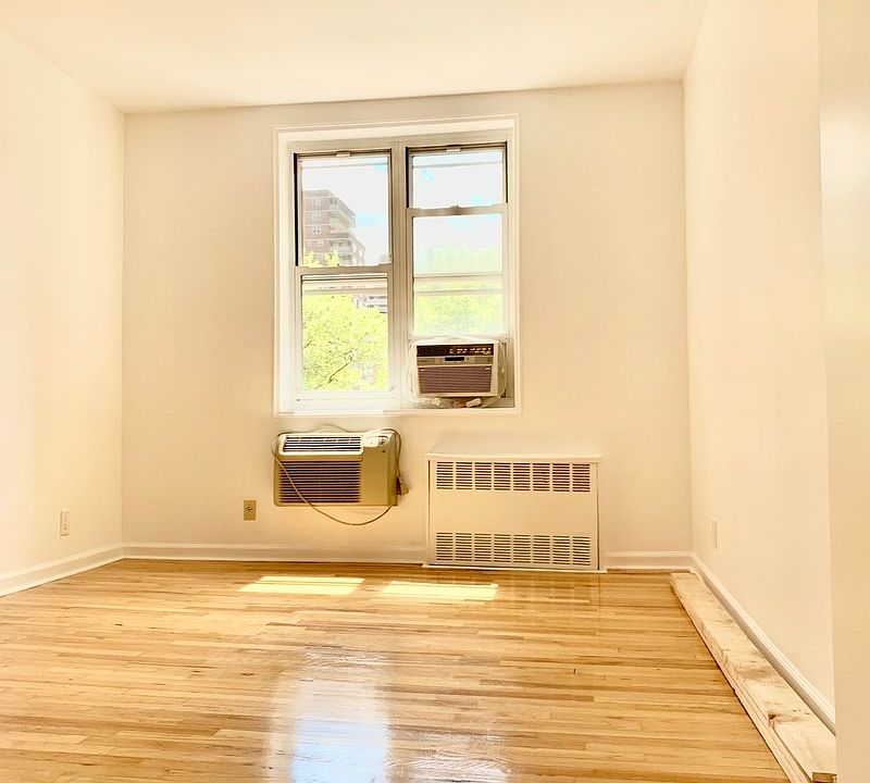 1st image of 319 W 29th St APT 5D