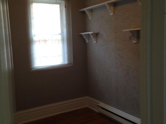 2nd image of 1361 N Pearl St APT 4