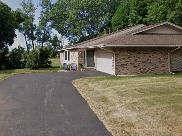 17501 Saddlewood Ln, Minnetonka, MN 55345