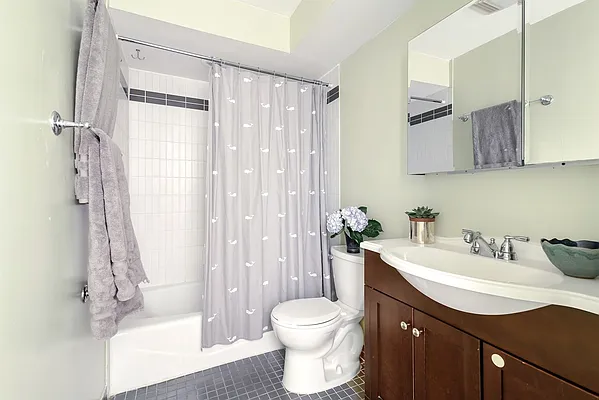 Sold by Corcoran | media 4