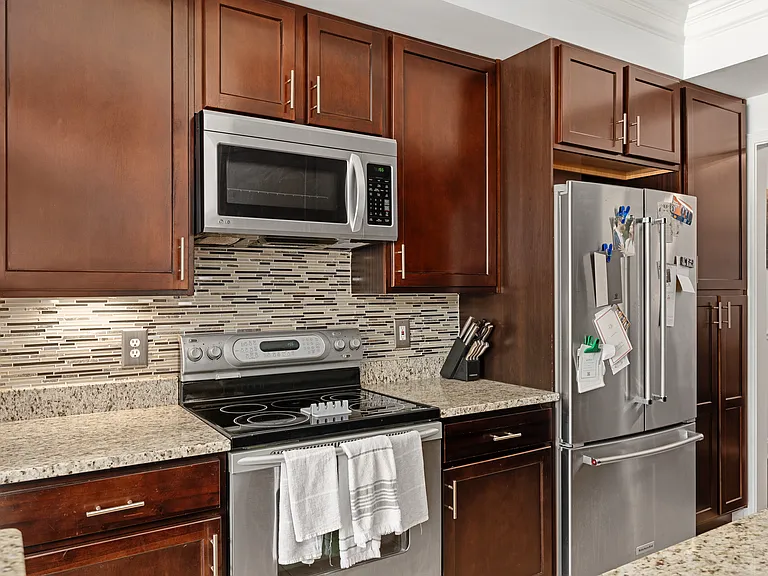 200 Renaissance Pkwy NE #308 — Photo 7