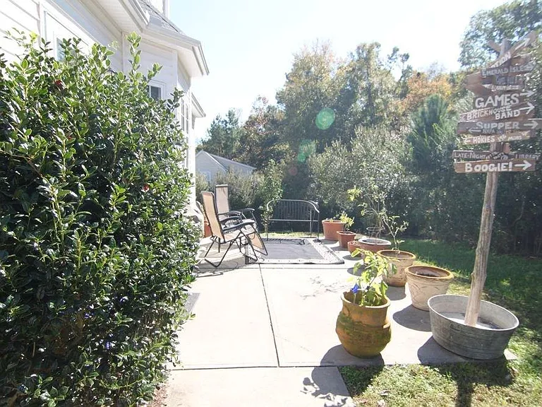 306 Laurel Ave — Photo 9