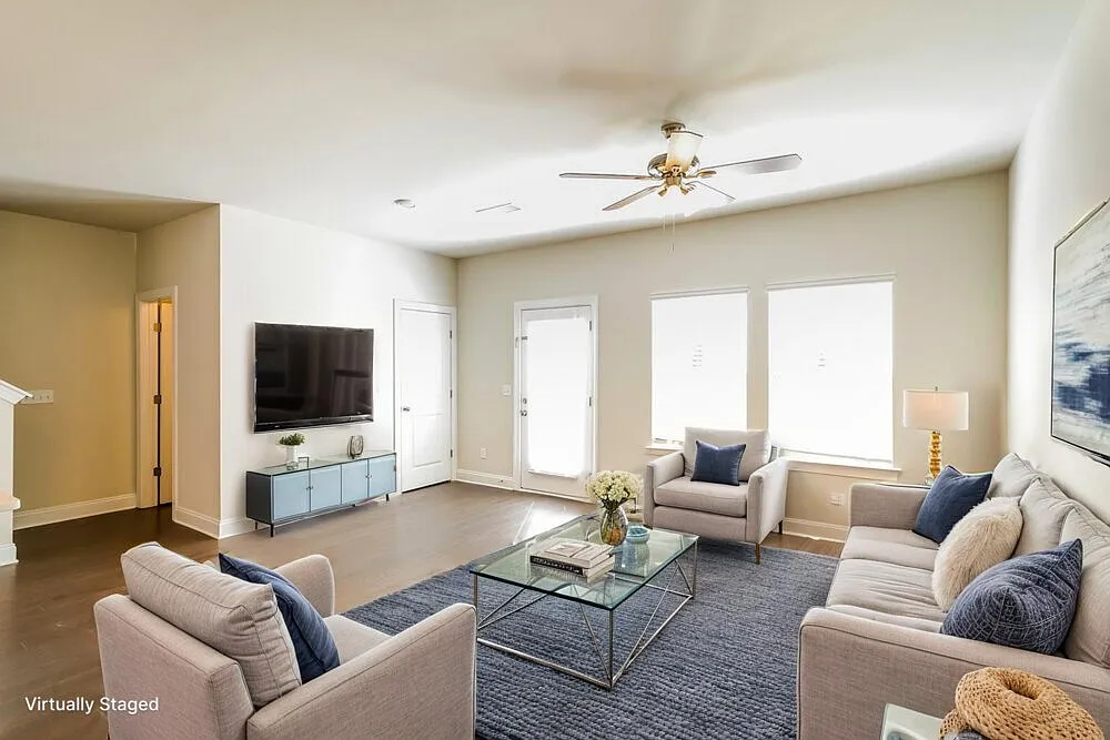 3 bed, 2.5 bath, 1834 sqft, $2,065 — Photo 4