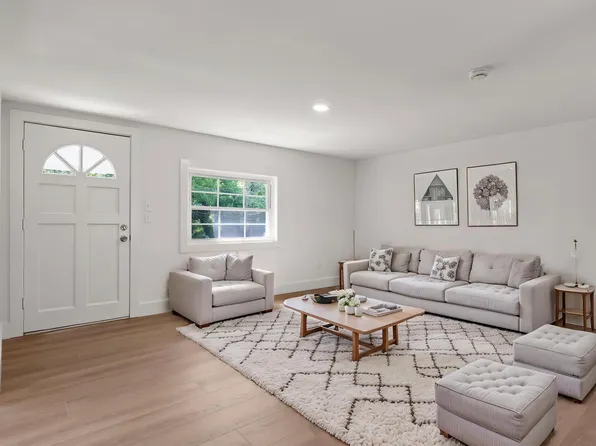 3907 Moss Rd, Chattanooga, TN 37406