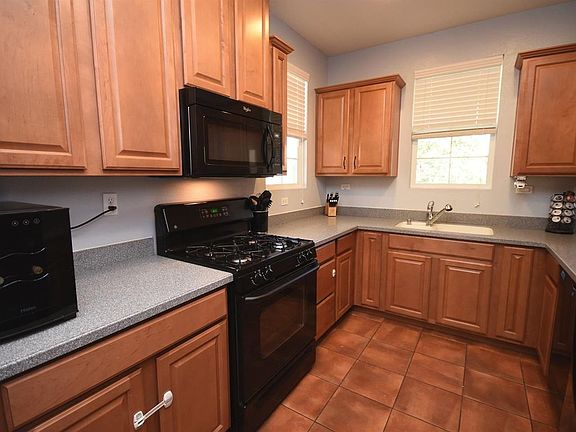 5th image of 2540 Huckleberry Cir