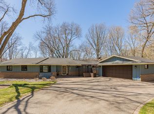 6001 Northwood Rdg, Bloomington, MN 55438