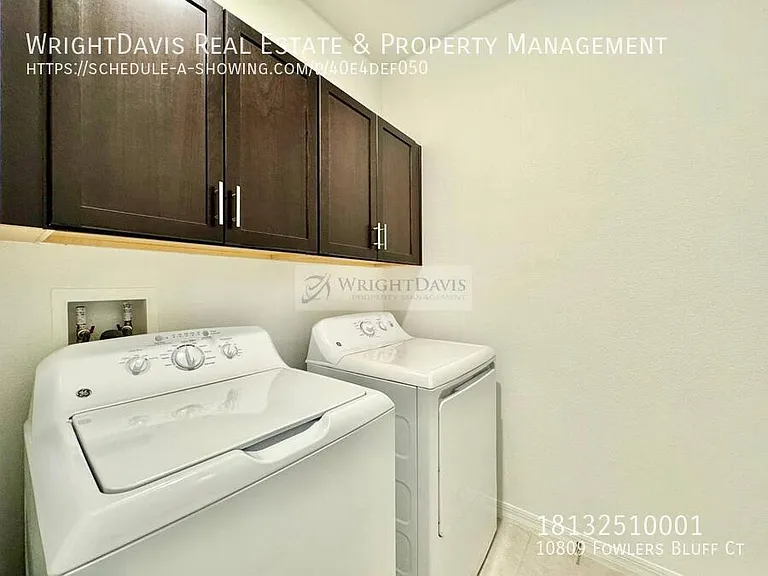 10809 Fowlers Bluff Ct — Photo 24