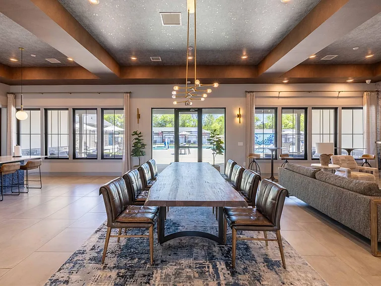 Evolve at Parkway Apartment Homes — Photo 10