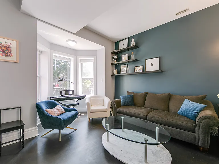 388 Manning Ave #A — Photo 4