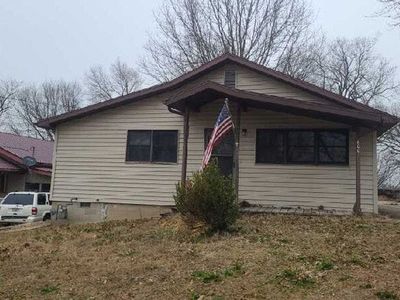 600 E Garfield Ave, Ava, MO, 65608