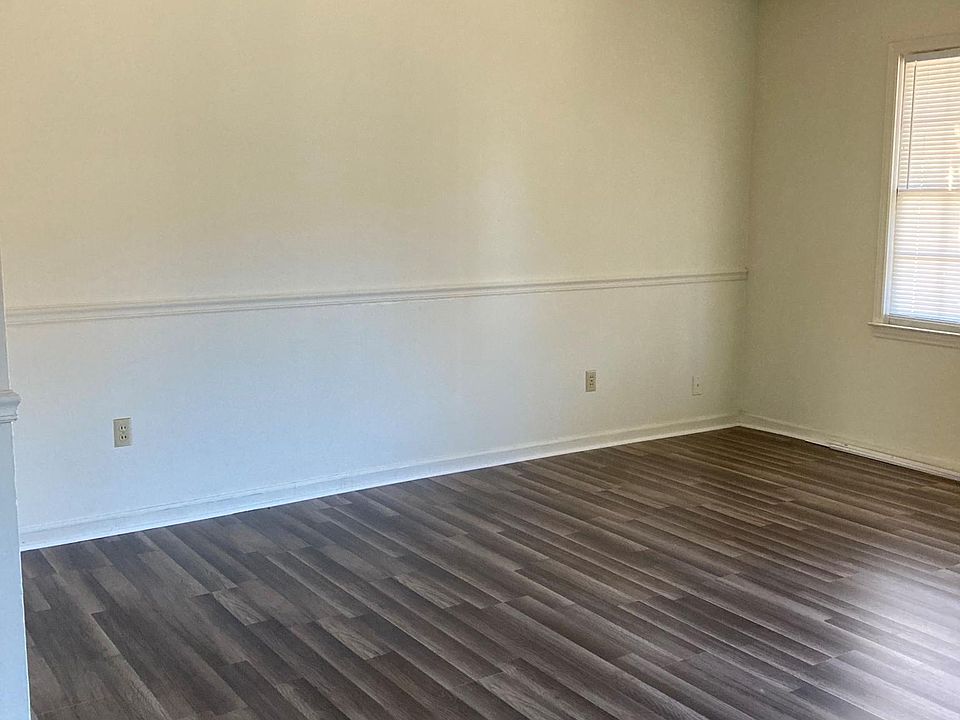 1st image of 1 Hartsville Dr #20