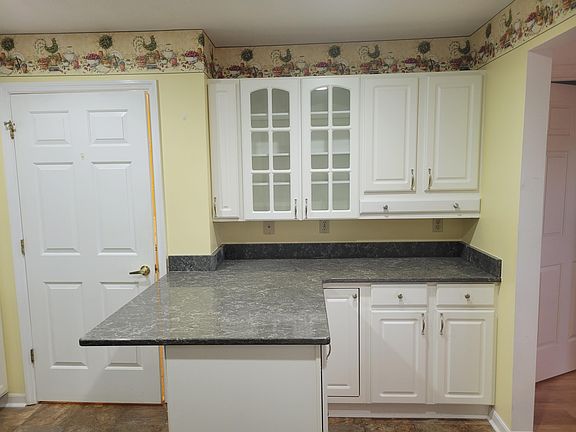 2nd image of 226 Langshire Ct #13