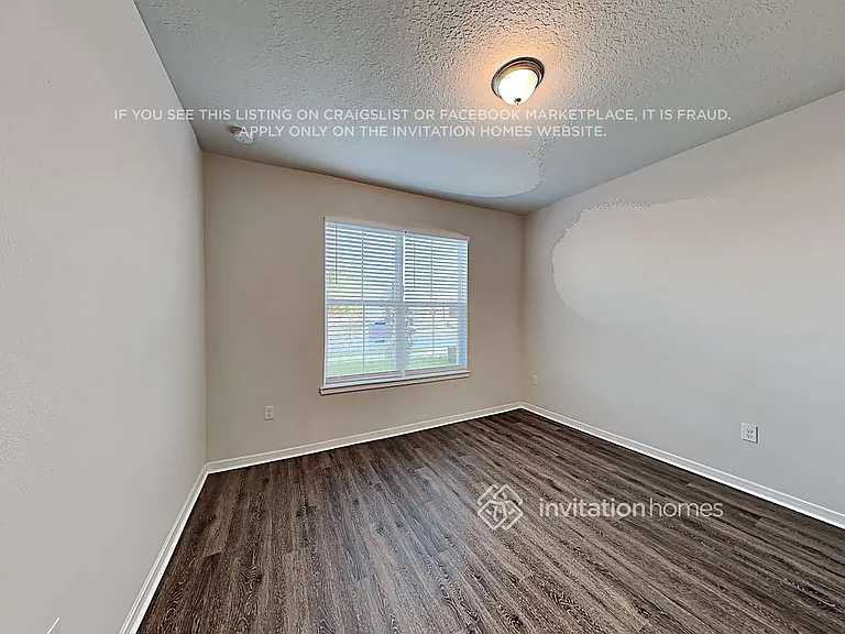 5190 Royal Point Ave — Photo 9