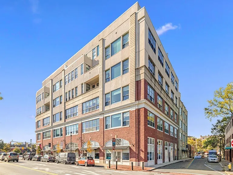 51 Lafayette St #204 — Photo 14