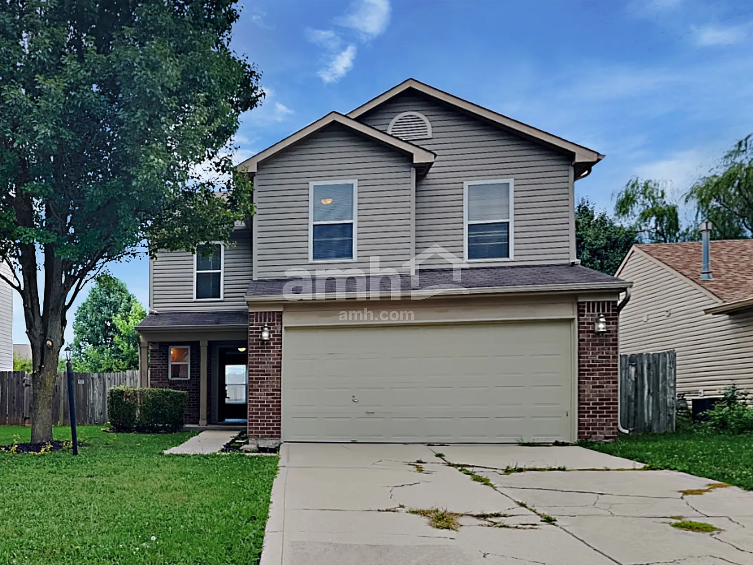 4 bed, 2.5 bath, 1980 sqft, $2,100 — Photo 1