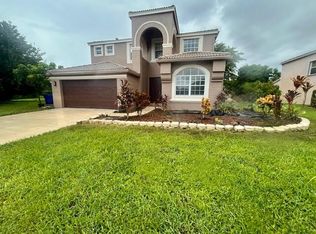 127 Saratoga Blvd W, Royal Palm Beach, FL 33411