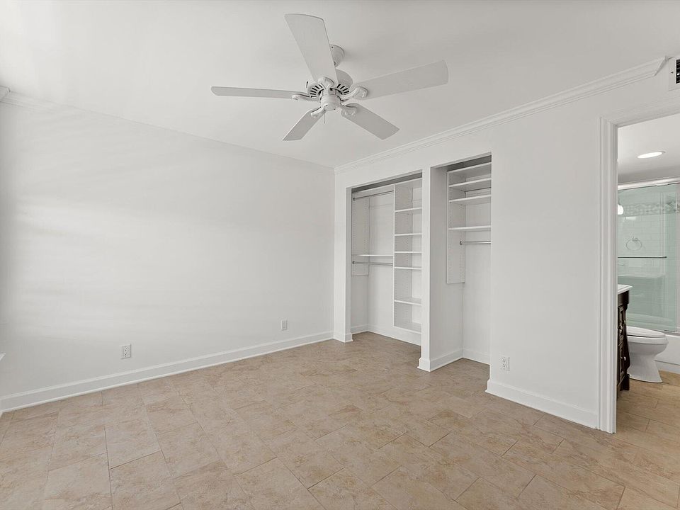 1st image of 18 Royal Palm Way #5050
