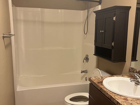 5th image of 1809 Ryan St APT 1