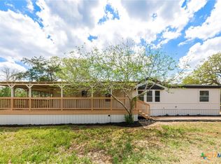 340 Red Hawk Dr, Dale, TX 78616