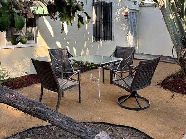 1325 N Orange Dr, Los Angeles, CA 90028