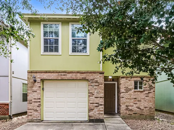 4939 S Cancun Dr, Houston, TX 77045