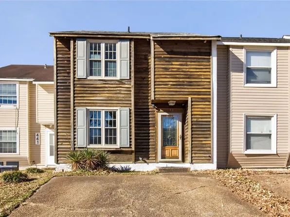 443 Hill Meadow Dr, Virginia Beach, VA 23454
