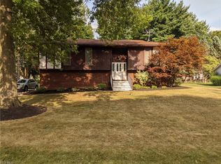 4481 Merlin Dr, Uniontown, OH