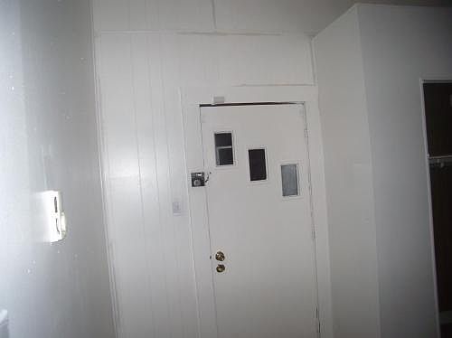 5th image of 620 W Memorial Dr