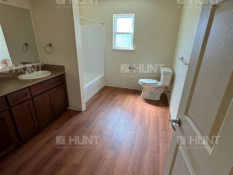 3020 Albacore Cir #B10 — Photo 37