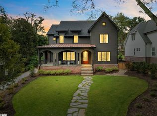 24 Forest View Dr, Greenville, SC 29605