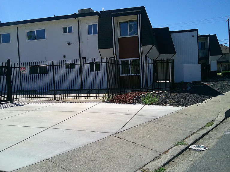 1321 Plumas St #203 — Photo 13