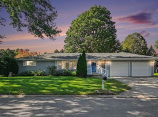 1805 Mayfield Dr, Goshen, IN 46526