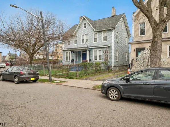 44 State St, East Orange City, NJ 07017