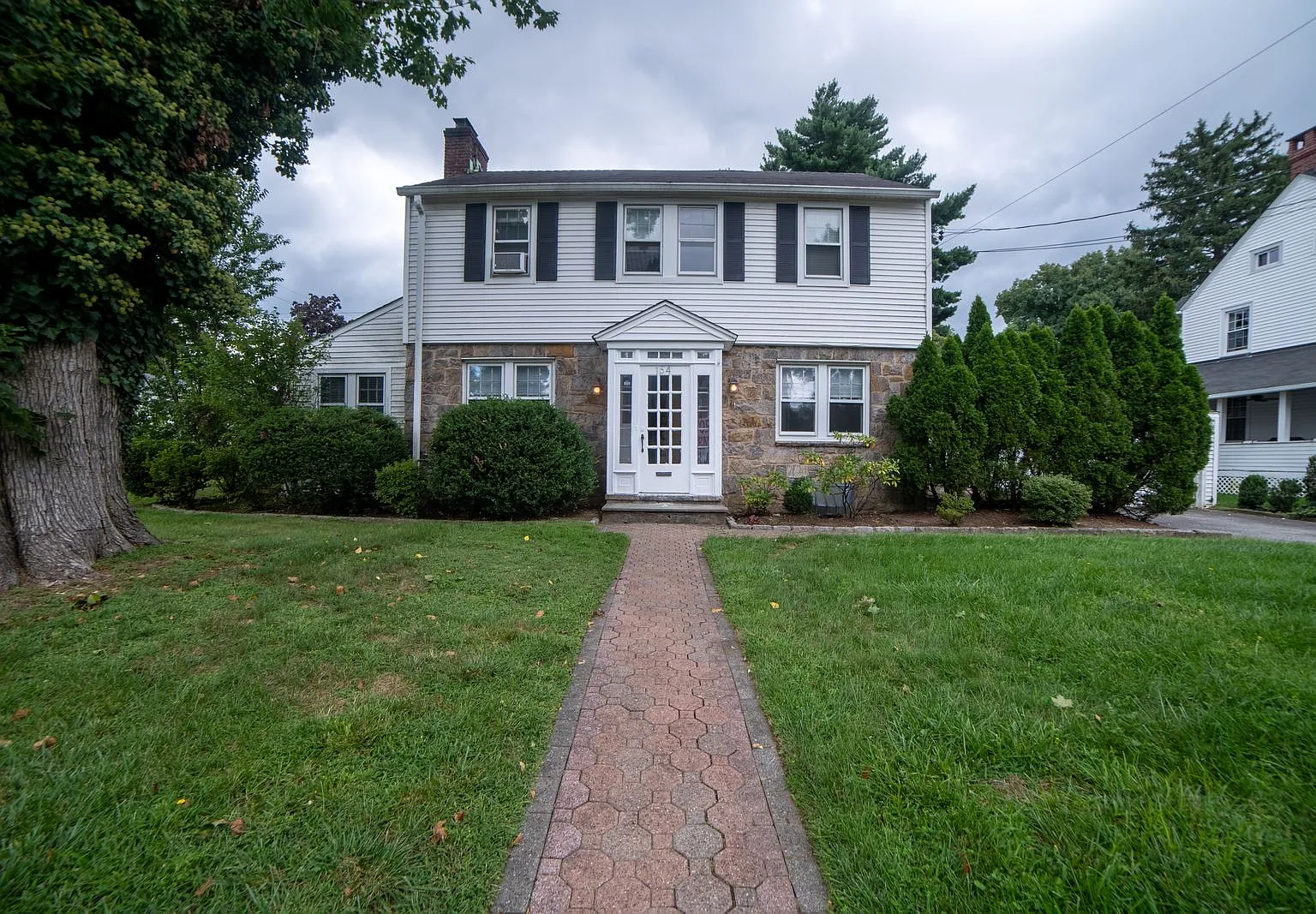 3 bed, 2.5 bath, 1611 sqft, $6,700 — Photo 3