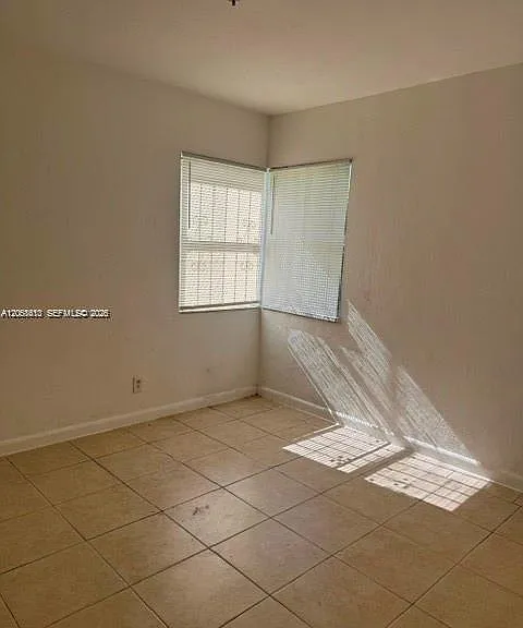 2628 Fletcher Ct — Photo 3