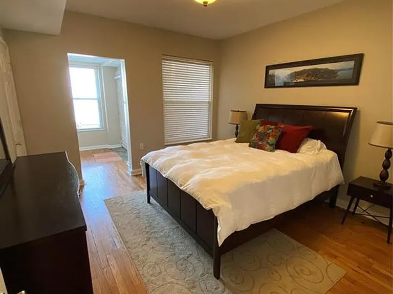 5375 Pershing Ave #1E — Photo 14