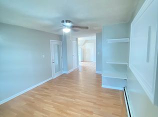 469 Colorado Ave FLOOR 3, Bridgeport, CT 06605