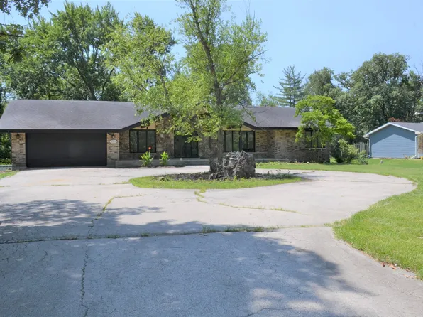 2113 W 34th St, Steger, IL 60475