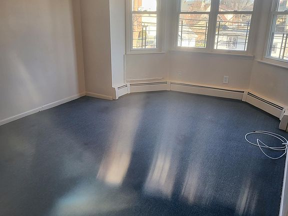 3rd image of 84-74 169th St #2