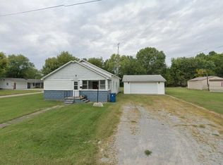 722 Anderson St, Carterville, IL 62918