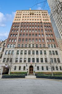 70 E Cedar St #6W, Chicago, IL, 60611