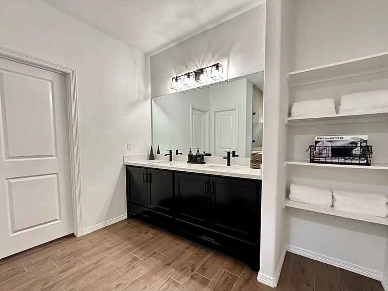 4112 Zion Ave — Photo 10