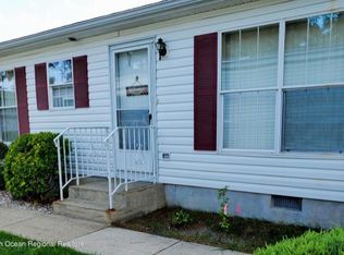134 Briarwood Ct, Whiting, NJ
