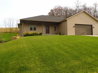 406 Red Hawk Ct, Black Earth, WI 53515