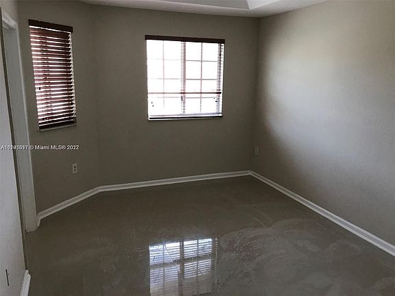 4th image of 21207 NW 14th Pl APT 428