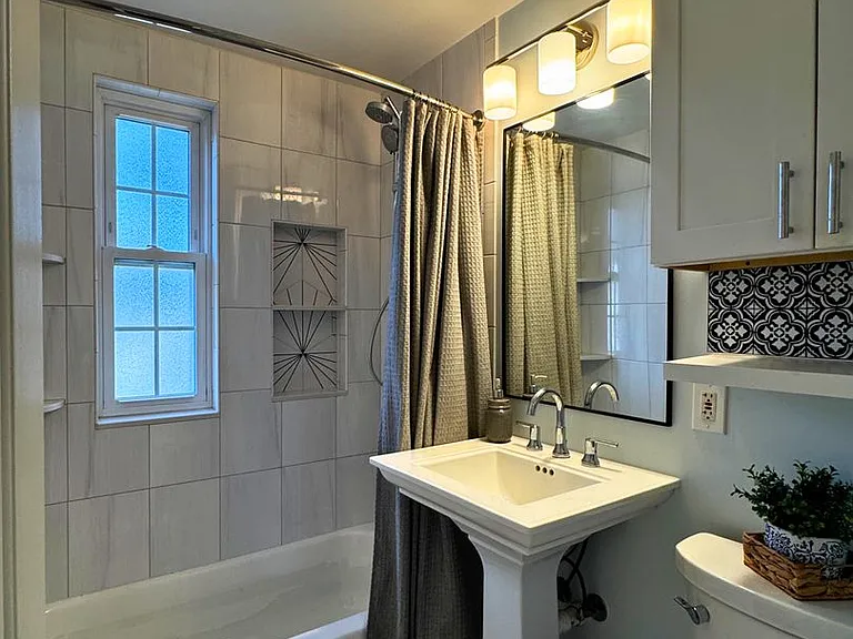 4372 N Pershing Dr #2 — Photo 15