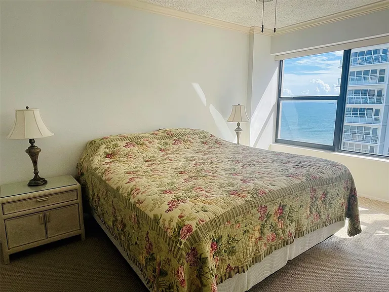3800 Galt Ocean Dr #1508 — Photo 15