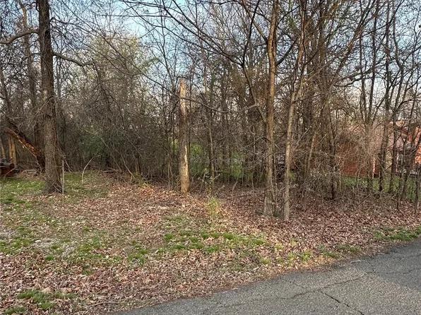 336 Road, Wagoner, OK 74467