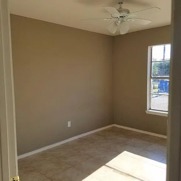 1801 Washington Ave #8 — Photo 13